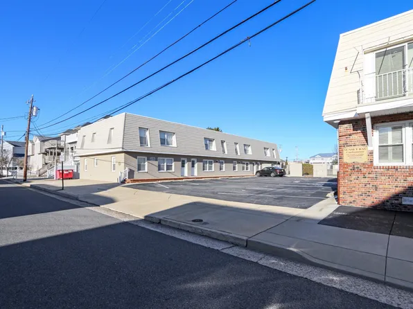 211 N Coolidge Ave APT 3, Margate City, NJ 08402