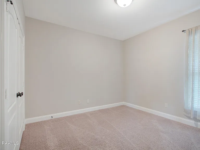 919 Russo St — Photo 10