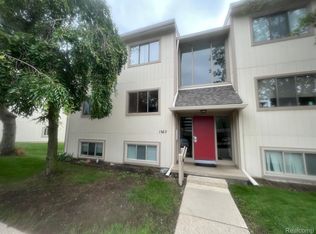 1663 Riverside Dr APT 3, Rochester Hills, MI 48309