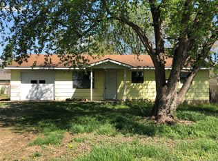 218 S Chestnut St, Copan, OK 74022