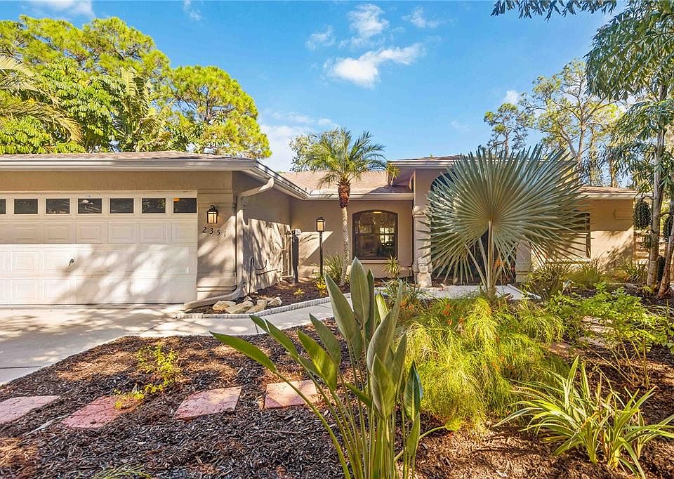 1st image of 2351 Greendale Dr