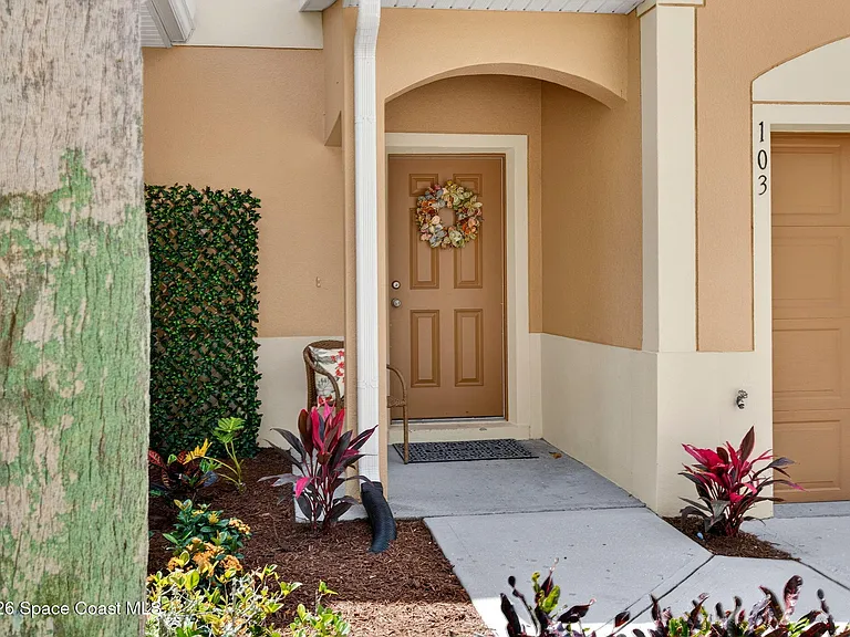 2515 Revolution St #103 — Photo 4
