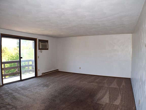 4th image of 3552 Smith Dr APT 12
