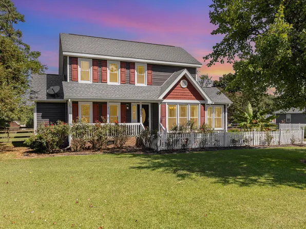 823 Shadow Lake Dr, Willow Spring, NC 27592