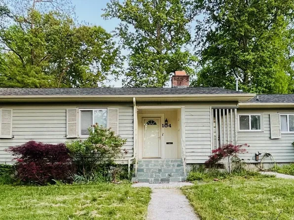 104 Osage Rd, Oak Ridge, TN 37830