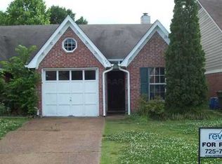1581 Beaver Trail Dr, Cordova, TN 38016