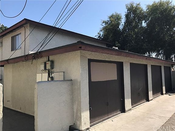 3rd image of 221 N Dalton Ave