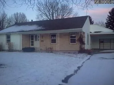 804 Hemlock St NW photo 1
