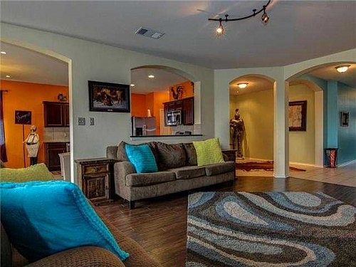 3rd image of 11605 Sunny Creek Ln