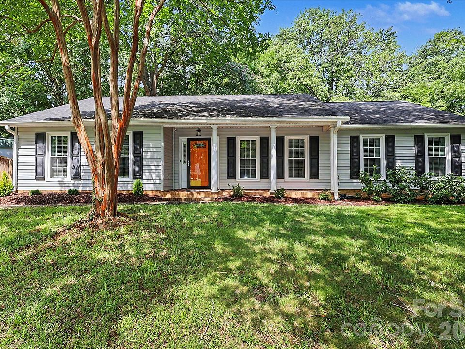 1st image of 2701 Creekbed Ln