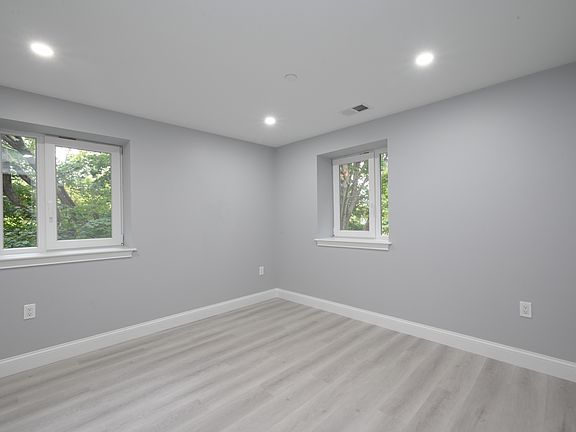 3rd image of 245 Elm St #B4