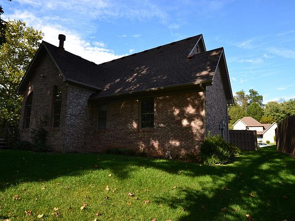 4th image of 4303 Silver Oaks Ct