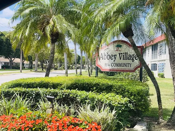 18 Willowbrook Lane #108, Delray Beach, FL 33446