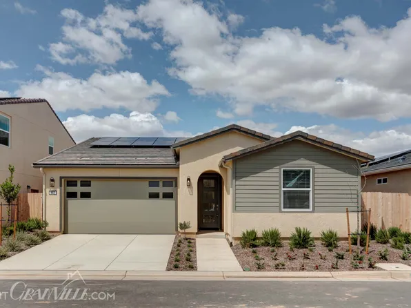 857 Halford Ln, Clovis, CA