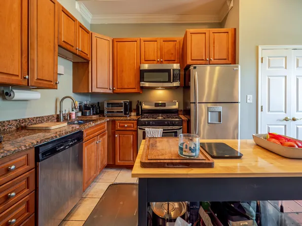 1012 N St NW #2B, Washington, DC 20001