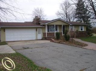 11235 Potter Rd, Flushing, MI 48433