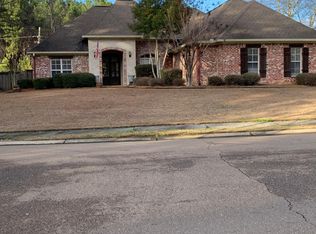 102 Hartfield Dr, Madison, MS 39110