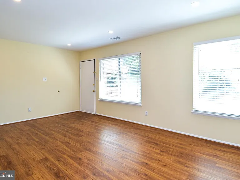 1809 Westwind Way #56 — Photo 4