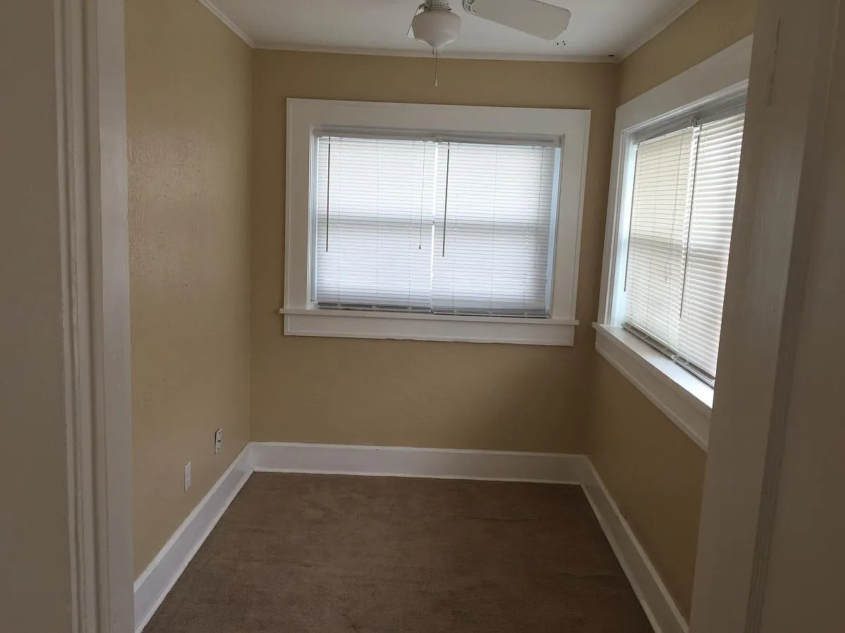 2 bed, 795 sqft, $1,350 — Photo 2