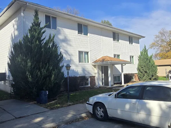 517 Harrison St APT 2, Beemer, NE 68716