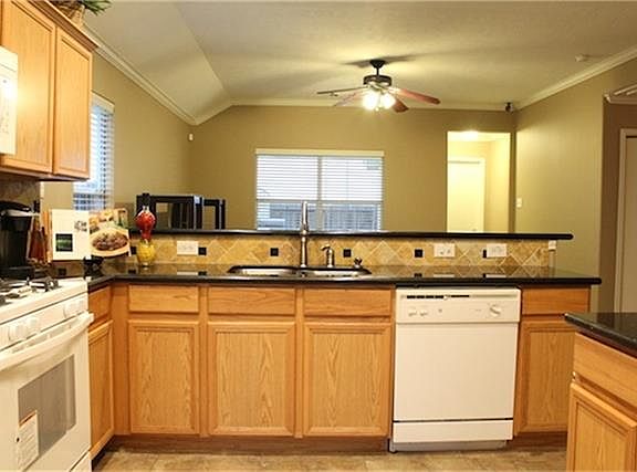 5th image of 3819 Braden Dr N
