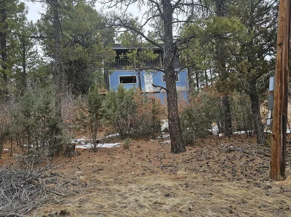 4 Arrow Ct, Torreon, NM 87061