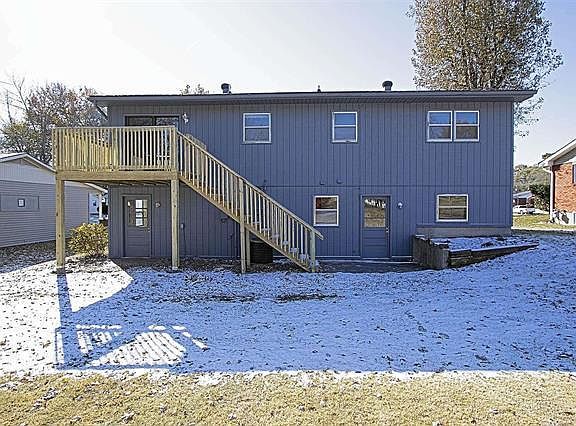 2nd image of 2318 Lombardo Dr