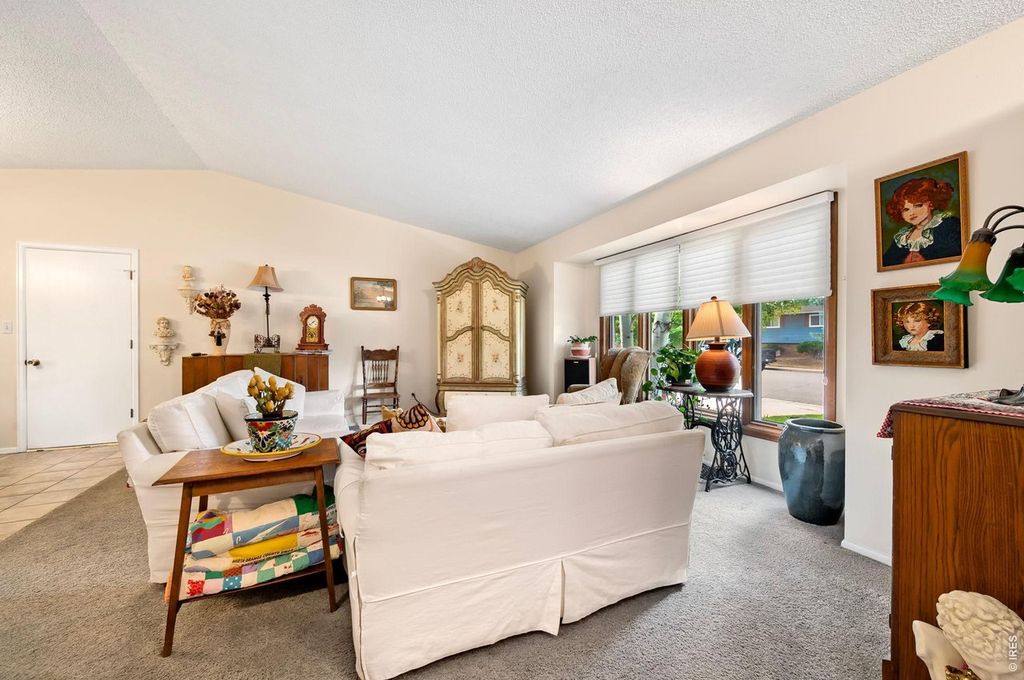 2020 Bobtail Ct