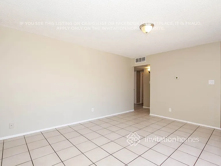 3712 W Catalina Dr — Photo 6