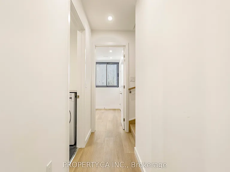 301 Keele St #2 — Photo 40