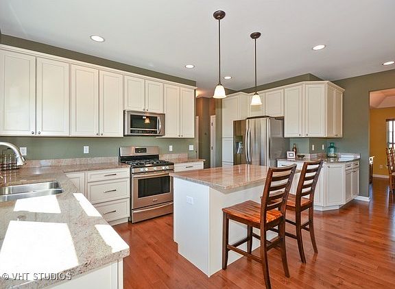 2nd image of 0N601 Charlotte Dr