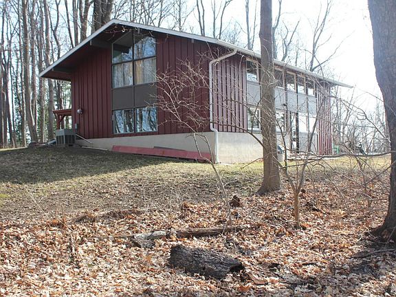 4th image of 210 Briarwood Dr