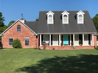 795 N Walnut St, Van, TX 75790