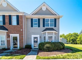 1112 Essex Sq, Archdale, NC 27263
