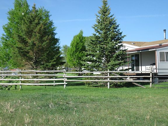 3rd image of 134 Bluff Ct