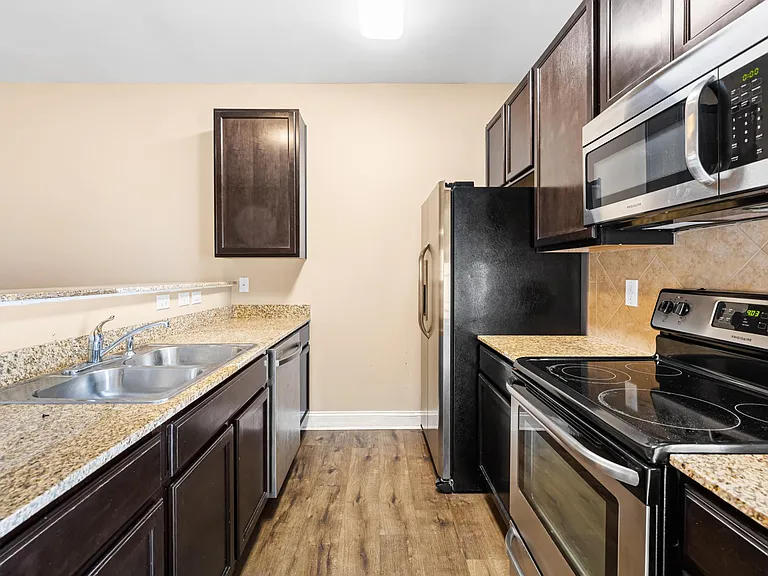 12562 McGrath Dr — Photo 9