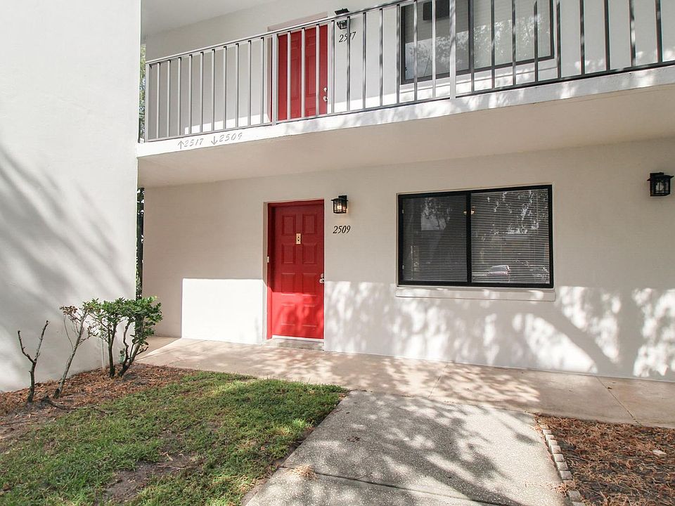 1st image of 2509 Oak Park Way #115