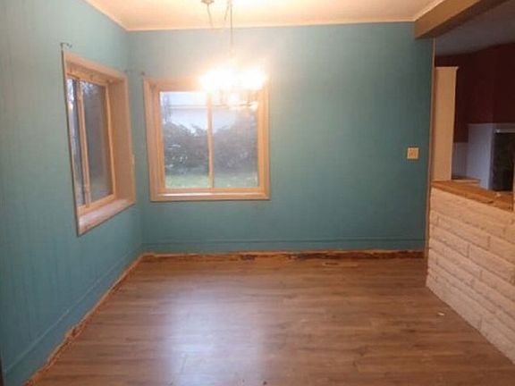 5th image of 1131 Kettering St