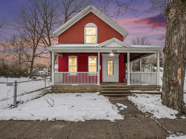 923 Regent St, Niles, MI 49120