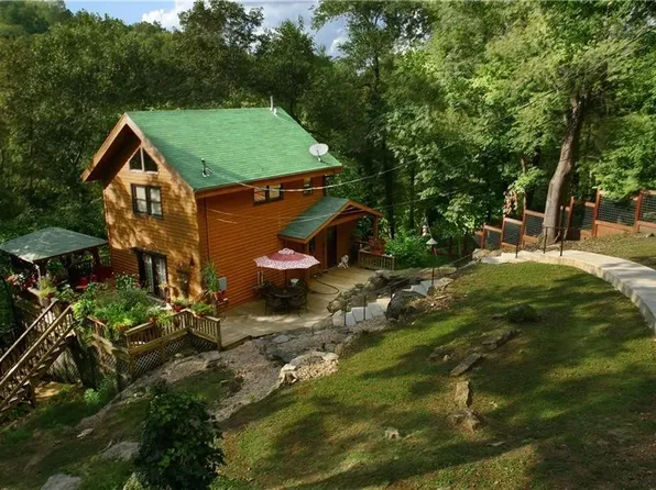 10 Vine St, Eureka Springs, AR 72632