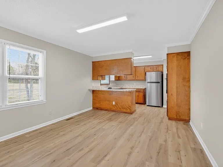 105 Kingwood Ave — Photo 29