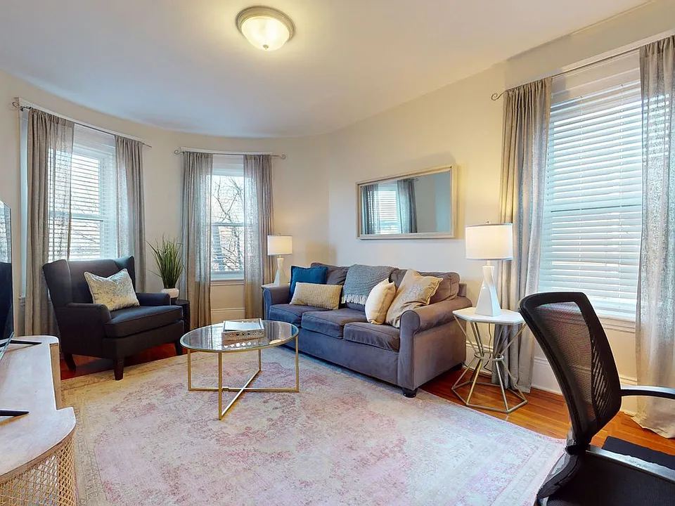 636 Washington St #1-ID1238026P