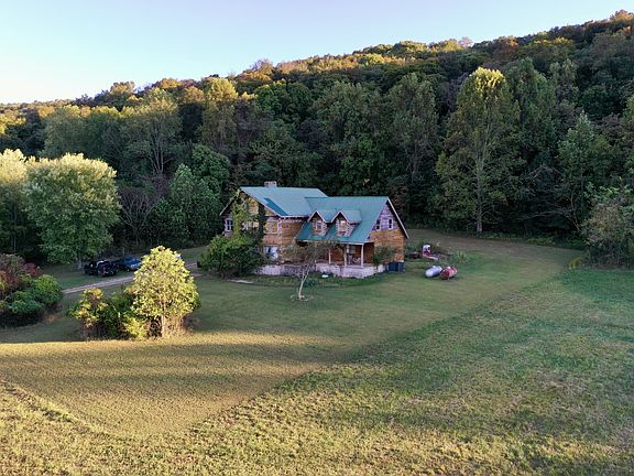 4th image of 1444 Henry Cove Rd