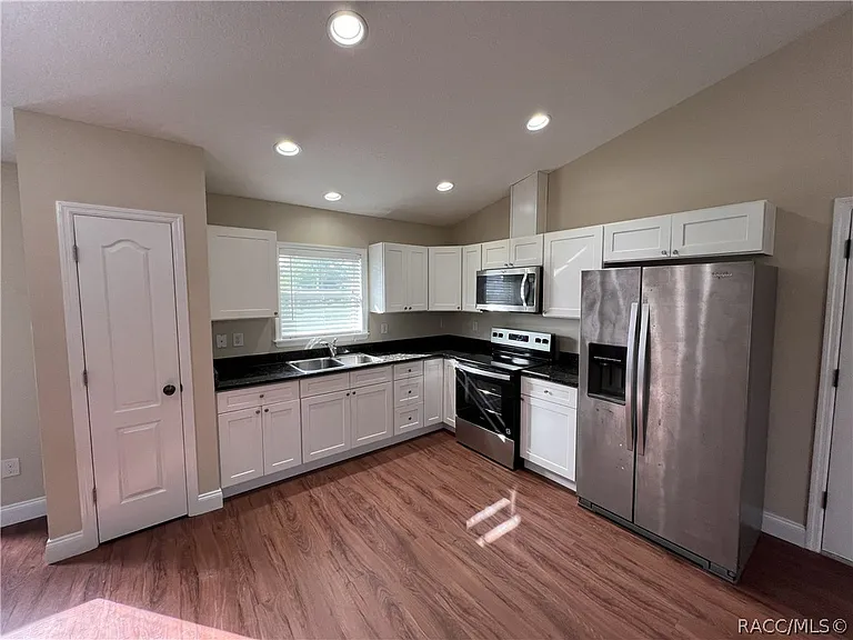 2223 County Road 445 — Photo 5