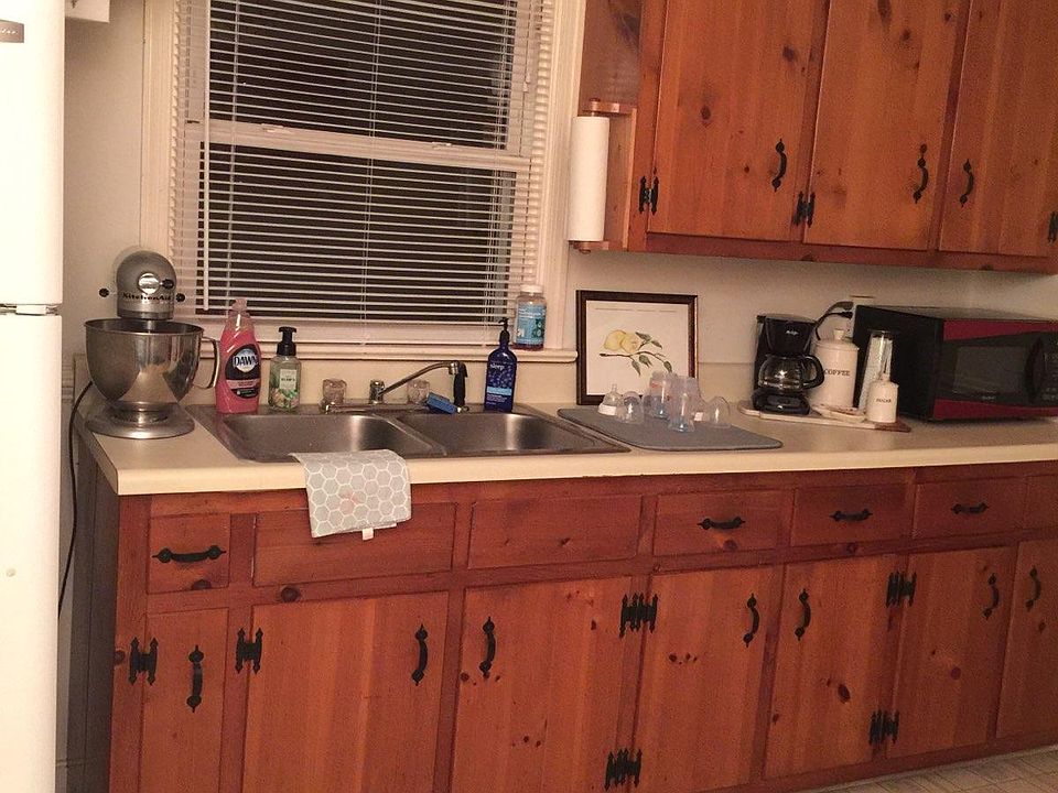 1st image of 7199 Higgins Ln