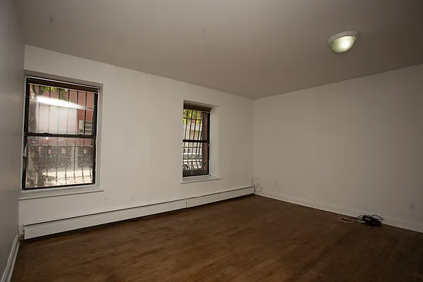 Rented by Blip LLC | media 27