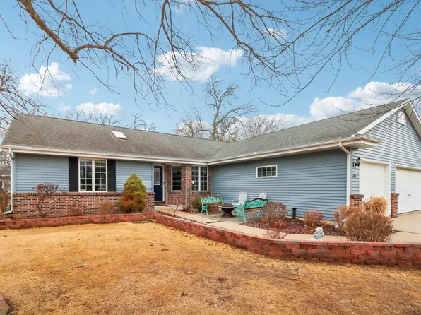 4511 W Rotamer Rd, Janesville, WI 53546