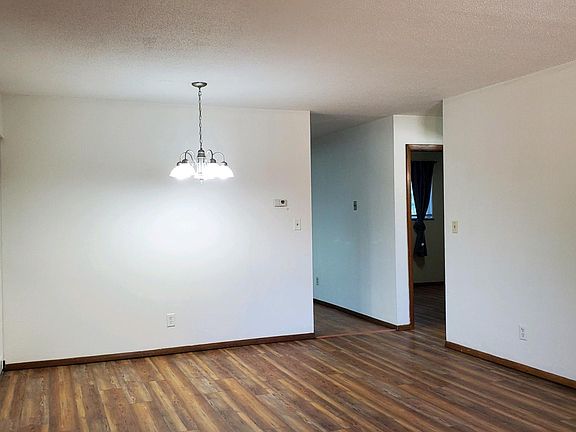 Living room/ formal dining area