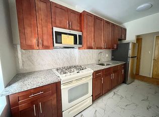 37-10 95th St #115, Jackson Heights, NY 11372