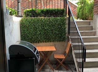 150 Broadview Ave #13, Toronto, ON M4M0A9